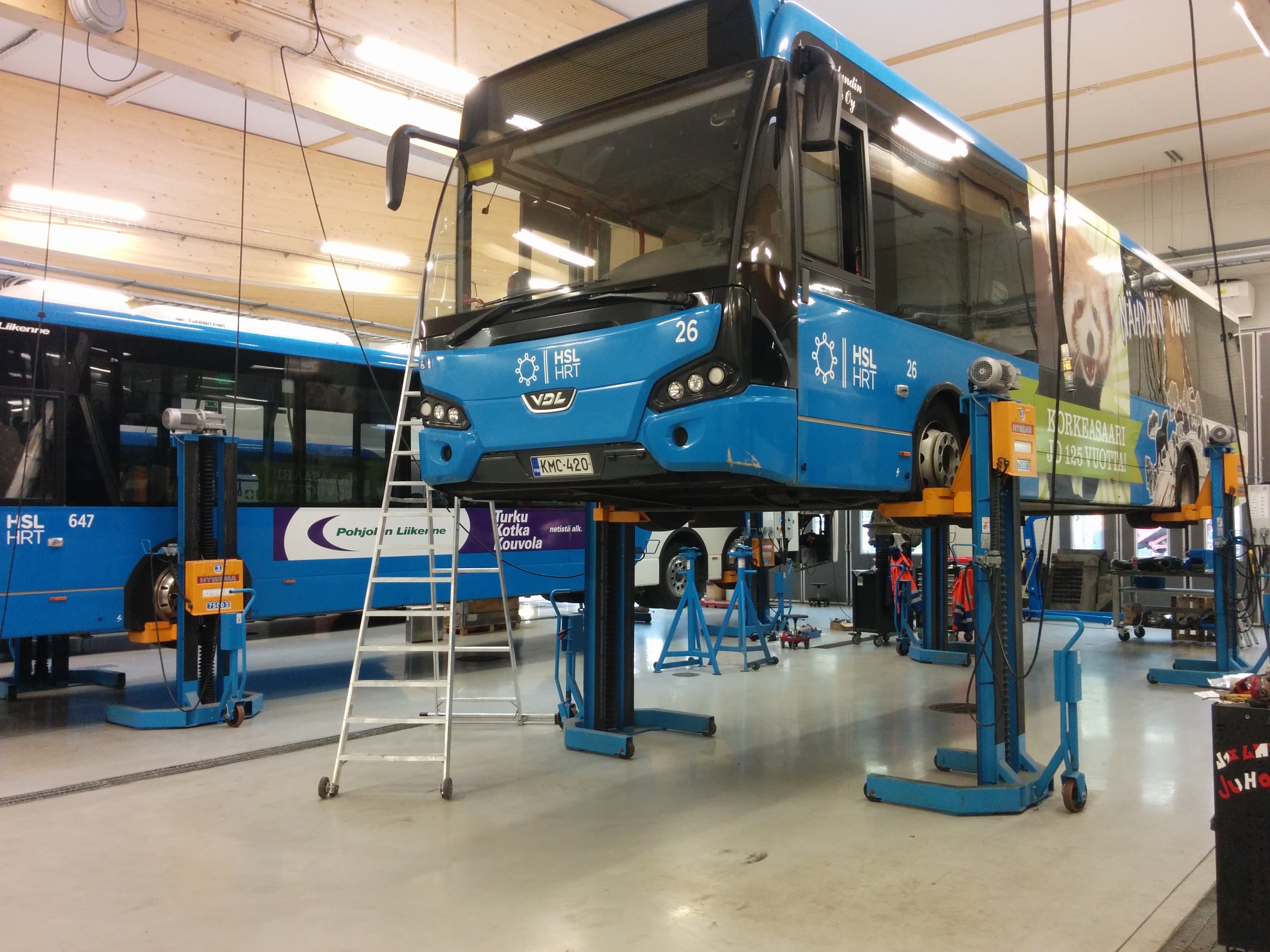 Bussiliikenne-HSL-Diagno-WEB