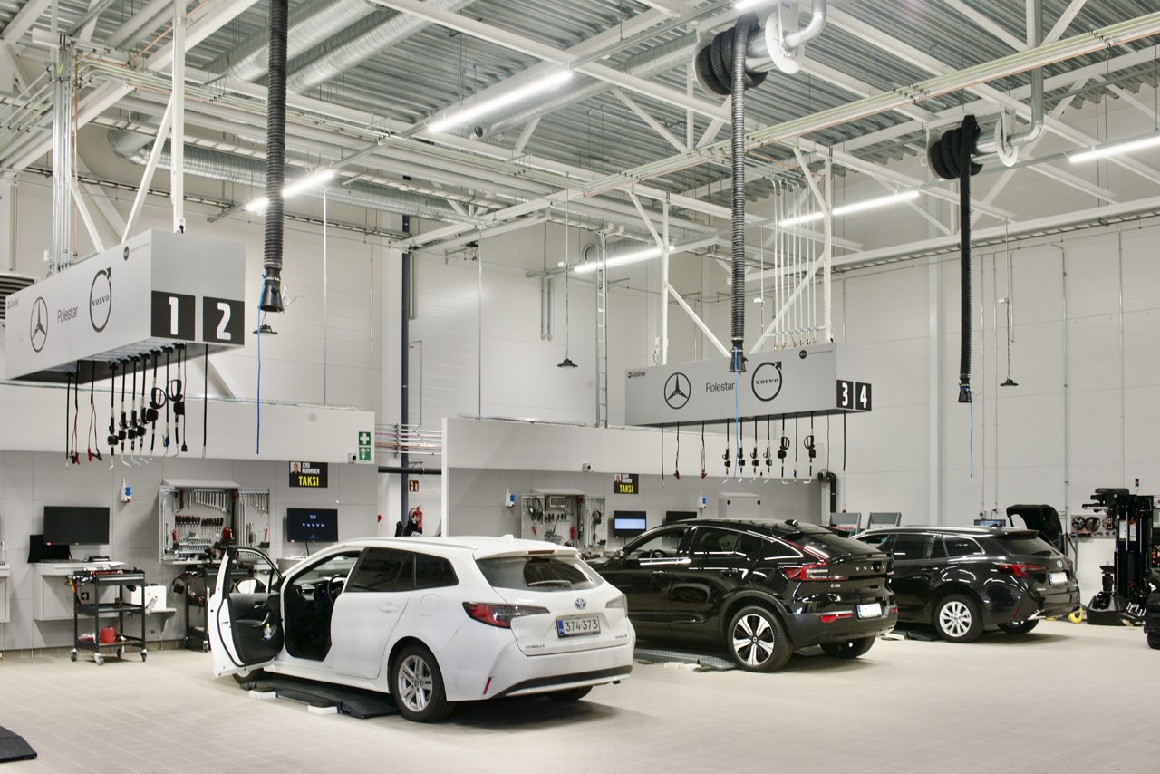 SCC - Sports Car Center Tampere