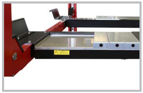 NF-LINE 4-PILARINOSTIN 5.500 KG SUUNTAUSMALLI 6.0 M X 520 MM PNEUMAATTISESTI LUKITTUVAT LIUKULEVYT