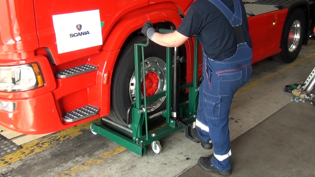 COMPAC WD500 G1 KUORMA-AUTO PYÖRÄNOSTIN 500KG