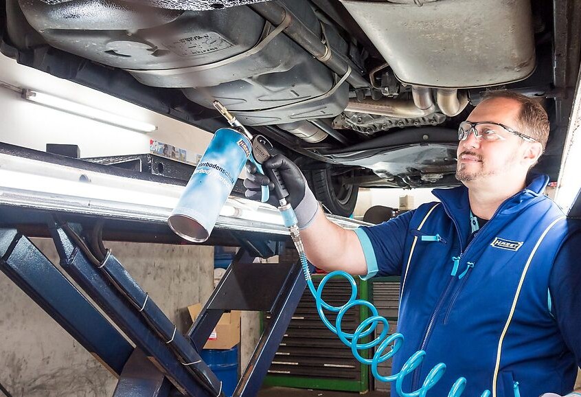 KOTELOSUOJA/ALUSTAMASSAUSPISTOOLI 1 KG KIERREASTIOILLE