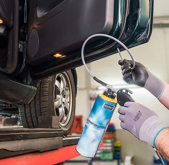 KOTELOSUOJA/ALUSTAMASSAUSPISTOOLI 1 KG KIERREASTIOILLE