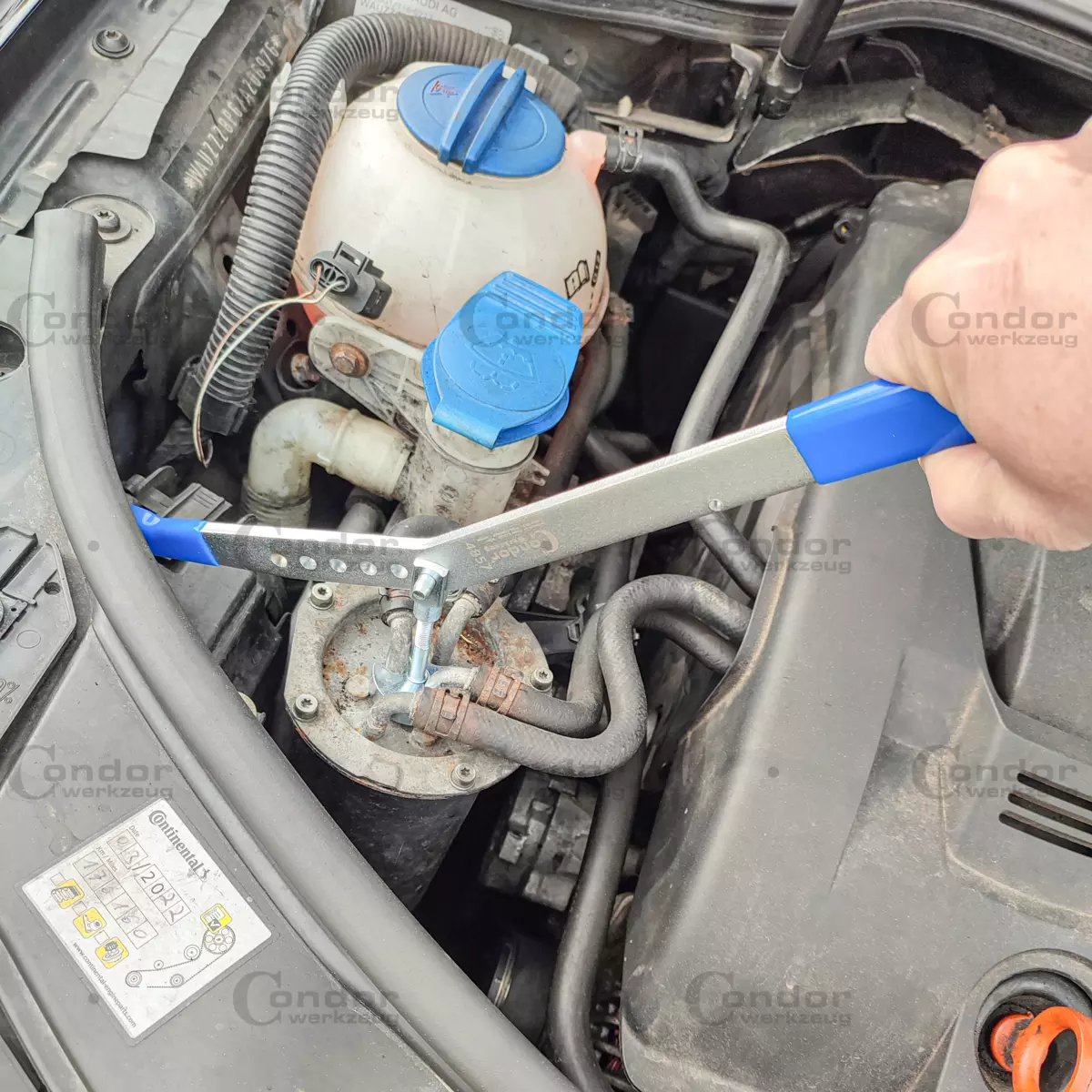 CONDOR ASENNUS VIPU UFI POLTTOAINE SUODATIN KANSI SIS. 2 ADAPTERI