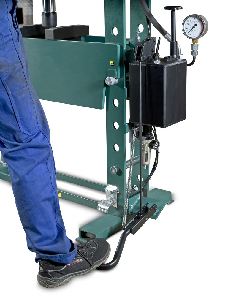 KORJAAMOPURISTIN 25T, SIIRRETTÄVÄ PURISTINPÄÄ, JALKAKÄYTTÖINEN