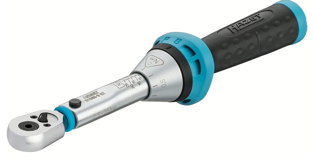 MOMENTTI RÄIKKÄVÄÄNNIN 1/4' BITS KUUSIO RUUVAUSKÄRJILLE 2,5-25NM 234MM