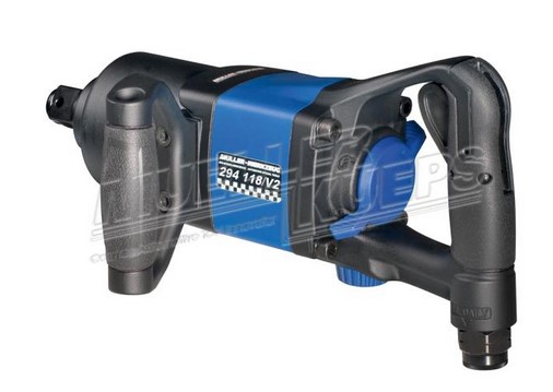 PAINEILMAMUTTERIVÄÄNNIN LYHYELLÄ KARALLA 1' 3100 NM