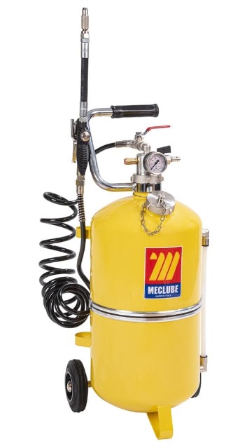 VAIHTEISTOÖLJYKANNU 24 L YLIPANETYHJENTEINEN