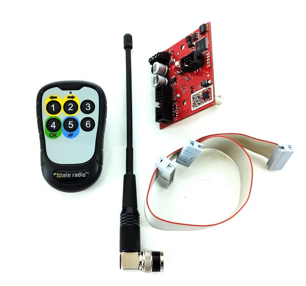 RADIOKAUKOKÄYTTÖ ASENNUSSARJA RADIO-M LAAJALLA KAUKO-OHJAIMELLA