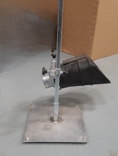 [82410100] PAKOKAASUKERÄÄJÄ SÄÄDETTÄVÄ  MERCEDES NW 100